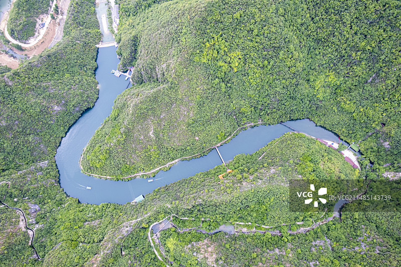 陕西金丝峡景区俯瞰河流山峰航拍摄影配图图片素材