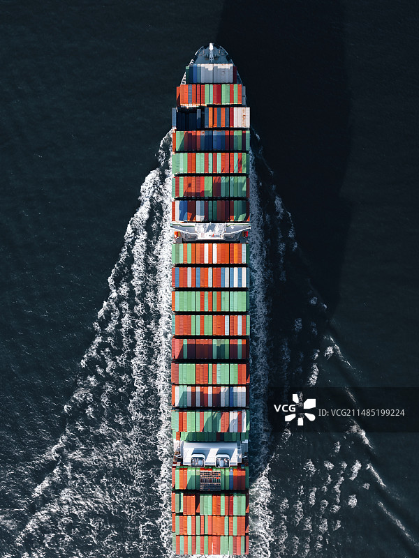 海上巨轮图片素材