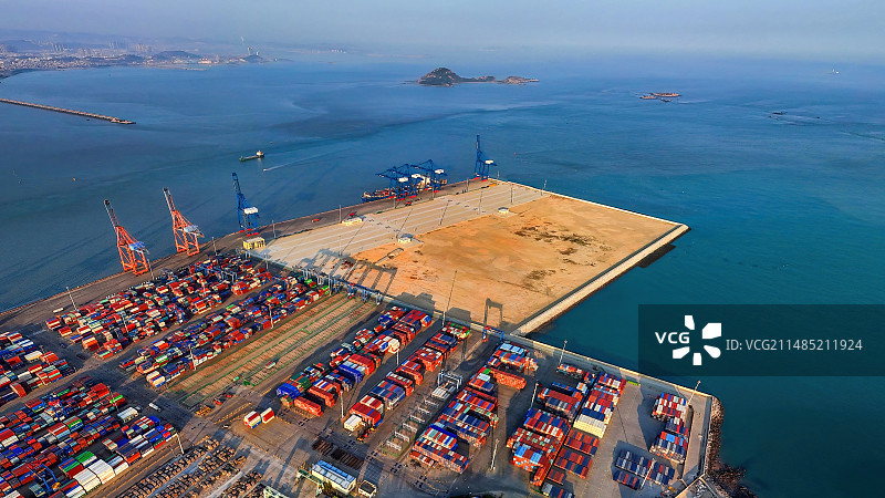 蓝蓝石湖港图片素材