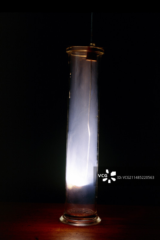 氧化锂形成图片素材