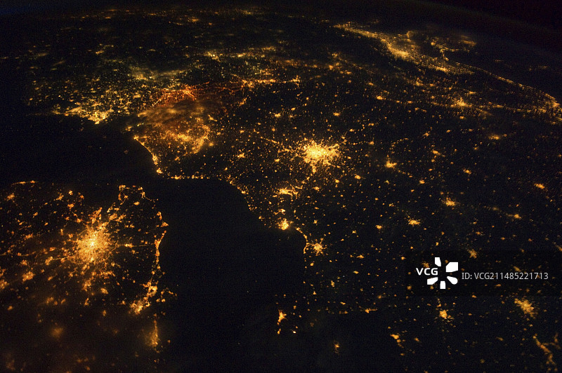 夜间西北欧，国际空间站图像图片素材