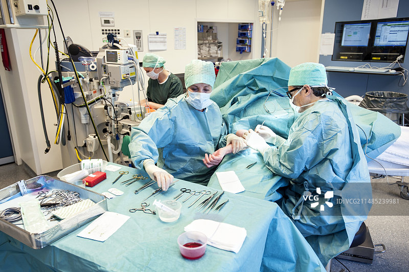 肘部手术图片素材