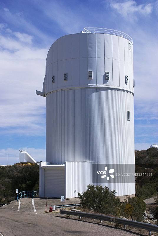 基特峰2.3米博克望远镜圆顶图片素材