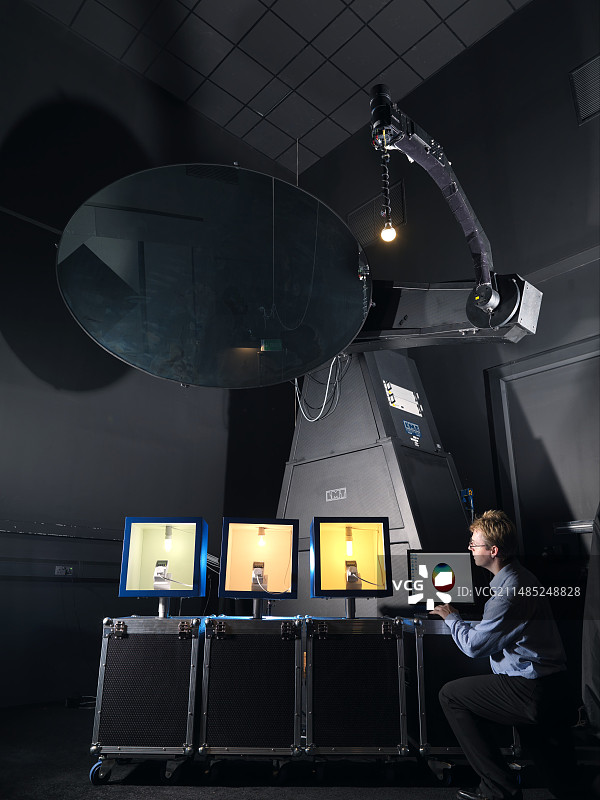 节能照明对比图片素材