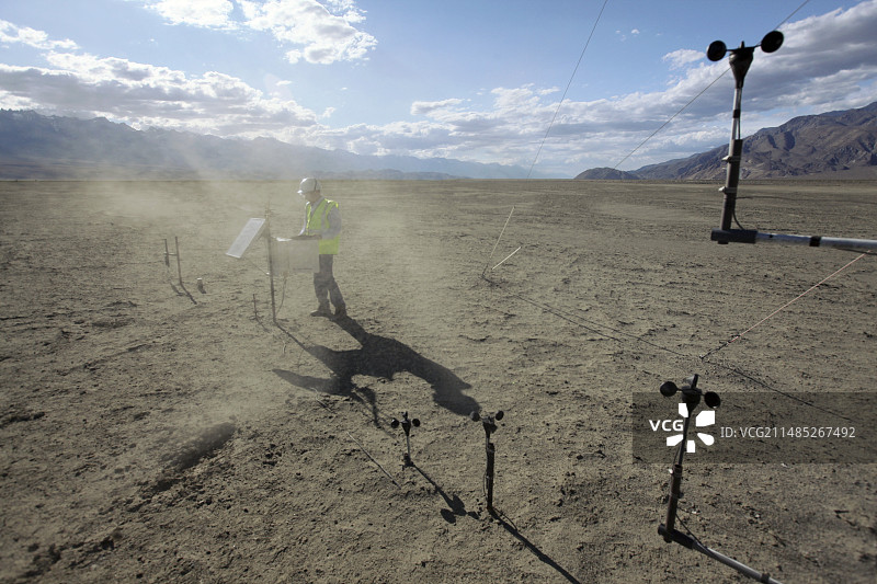 美国欧文斯湖监测图片素材