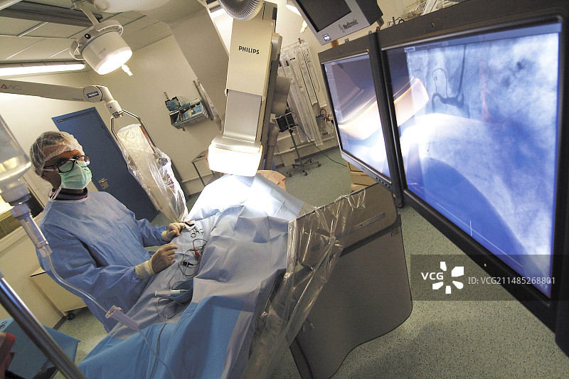 冠状动脉血管造影术图片素材