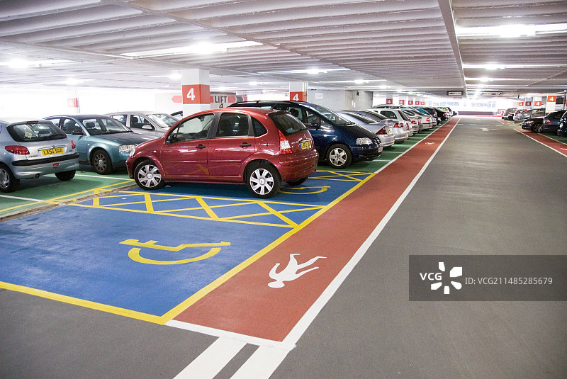 多层停车场图片素材