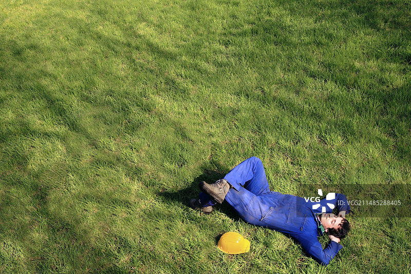 放松的建筑工人照片图片素材