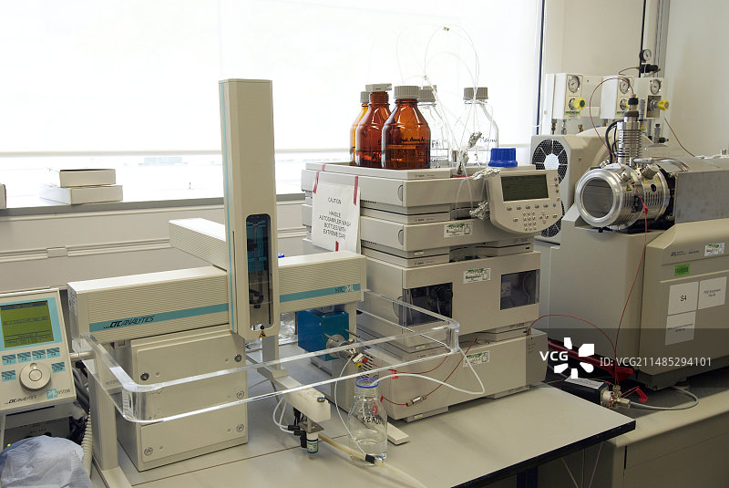 实验室中的质谱仪图片素材