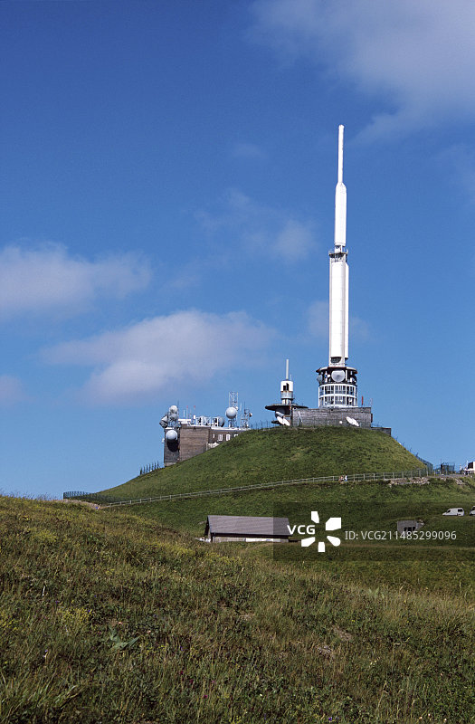 多姆山天文台和天线图片素材