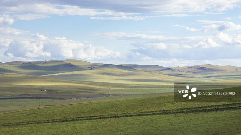 内蒙古呼伦贝尔额尔古纳186彩带河景区山峦秋色图片素材