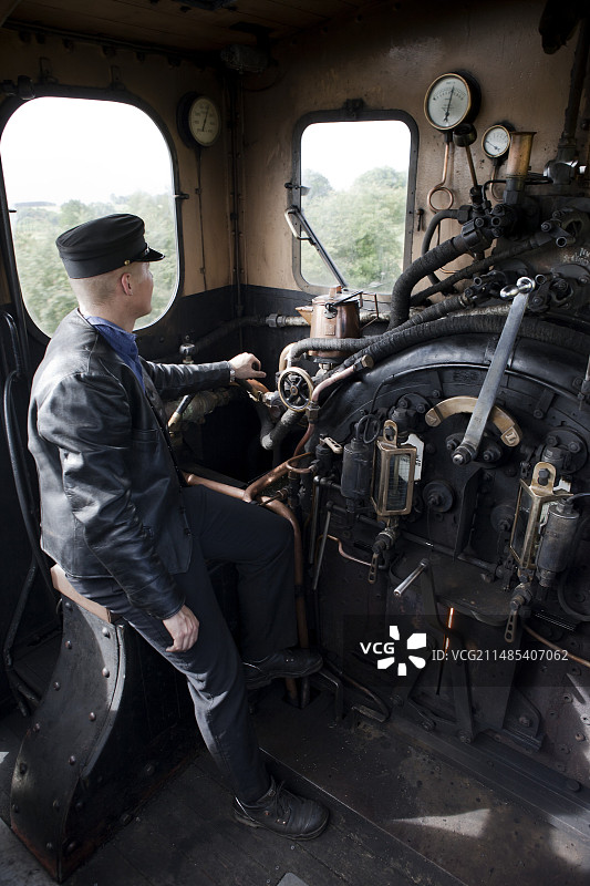 蒸汽机车司机图片素材