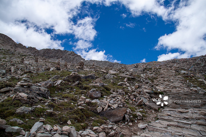 拉姆拉措，山上的天空图片素材