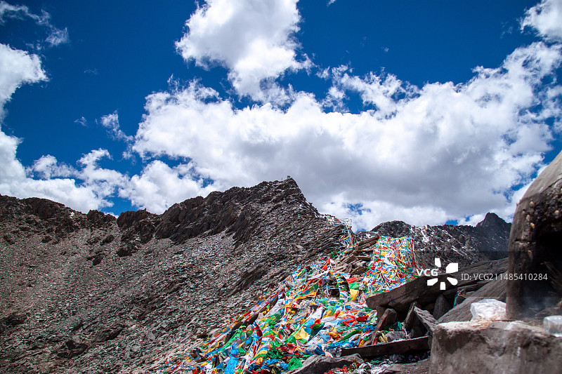 拉姆拉措，山上的天空图片素材