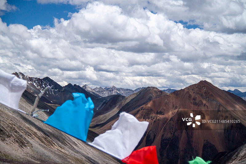 拉姆拉措，山上的天空图片素材