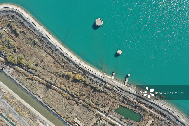 新疆农三师图木舒克小海子水库景观图片素材