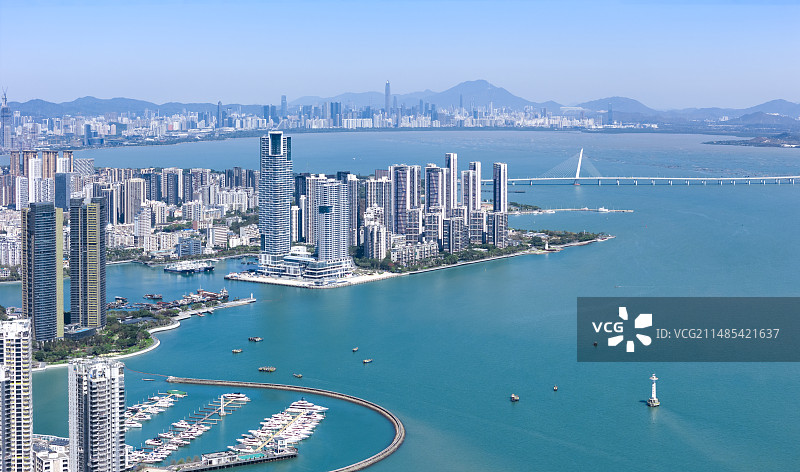 深圳南山蛇口渔港深圳湾新玺海上世界豪宅区海岸线航拍图片素材
