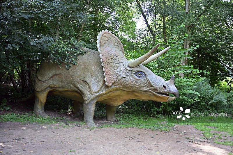 三角龙恐龙模型图片素材