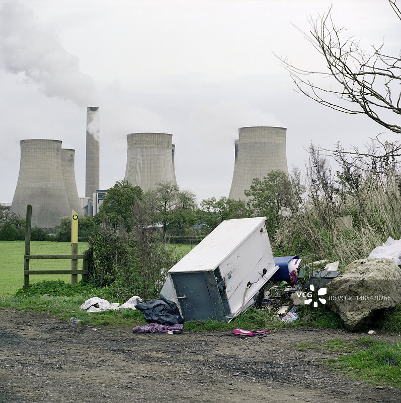 倾倒的垃圾图片素材