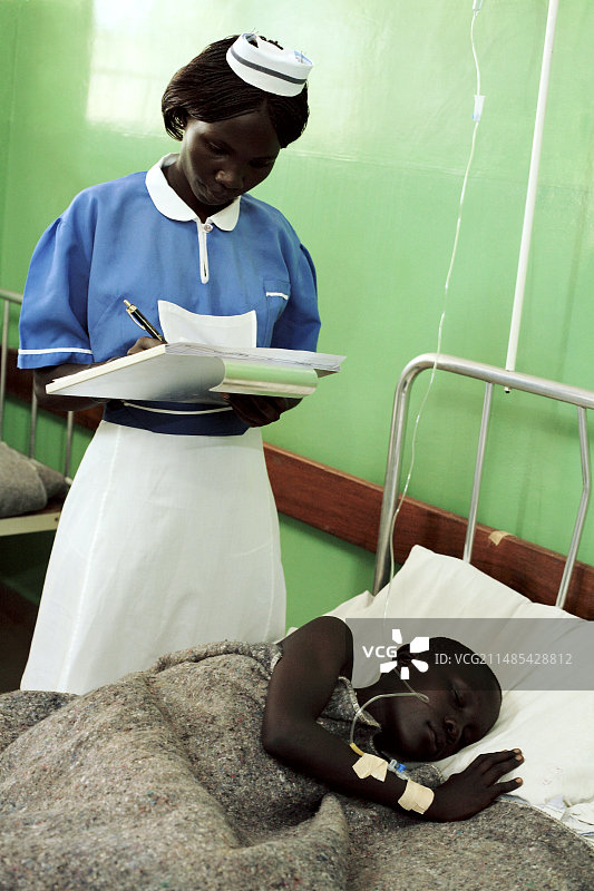 乌干达的医院护士和病人图片素材