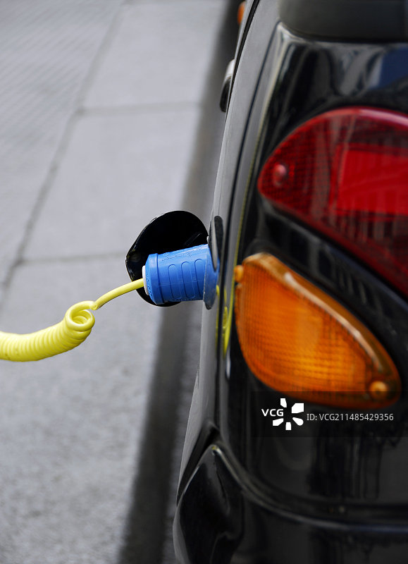 电动汽车充电图片素材