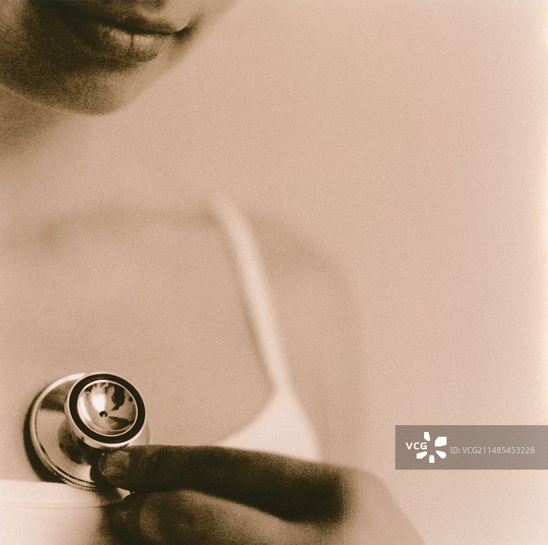 听诊器检查图片素材