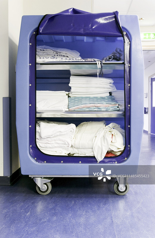 医院布草手推车图片素材