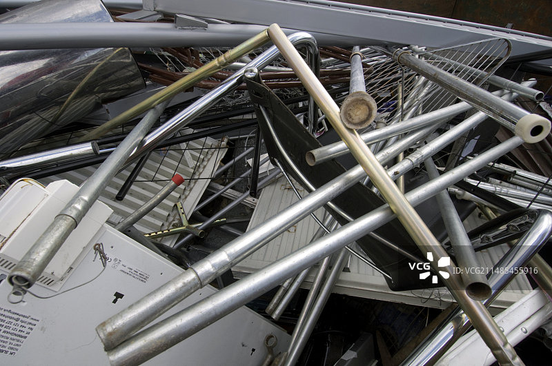 等待回收的废金属图片素材