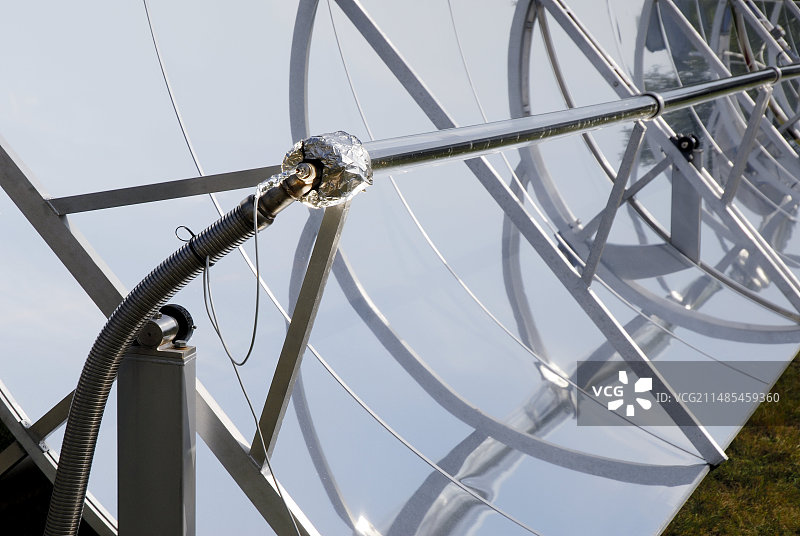 德国科隆的太阳能抛物面镜图片素材