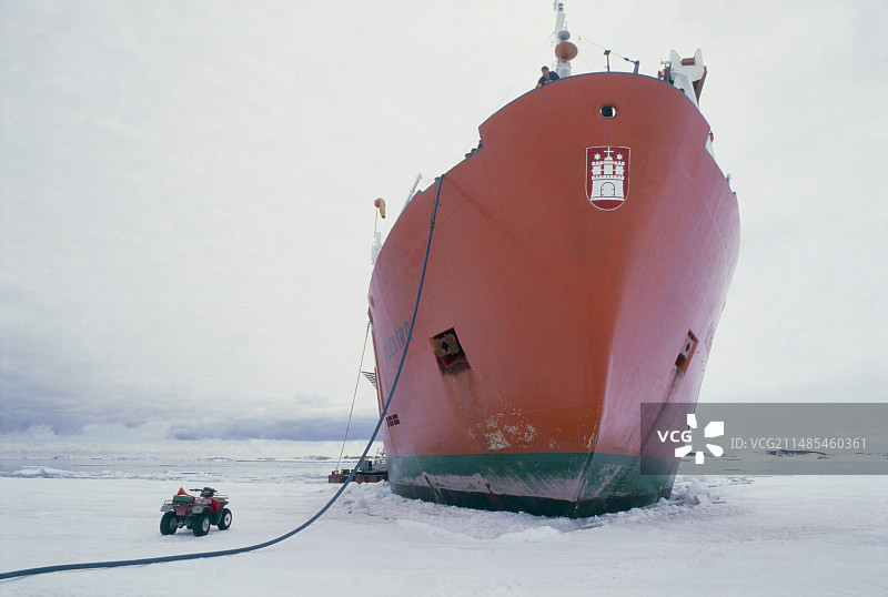 南极洲补给船图片素材