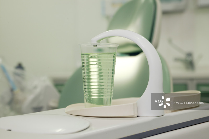 漱口水杯图片素材