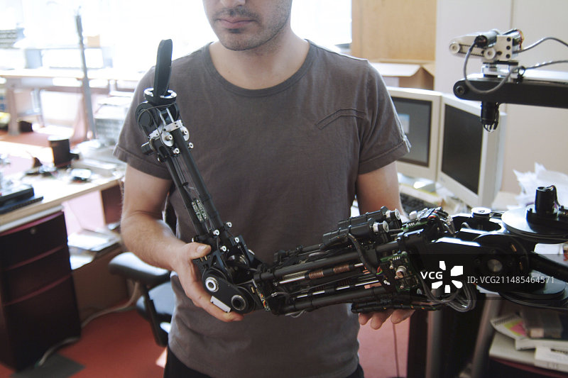 机器人研究，麻省理工学院AI实验室图片素材