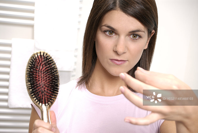 灰白的头发图片素材