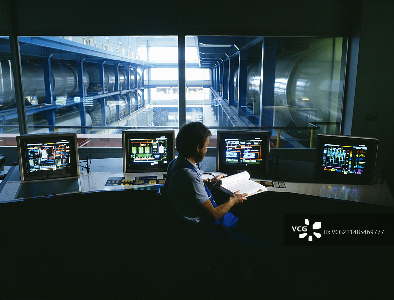 制糖厂控制室图片素材