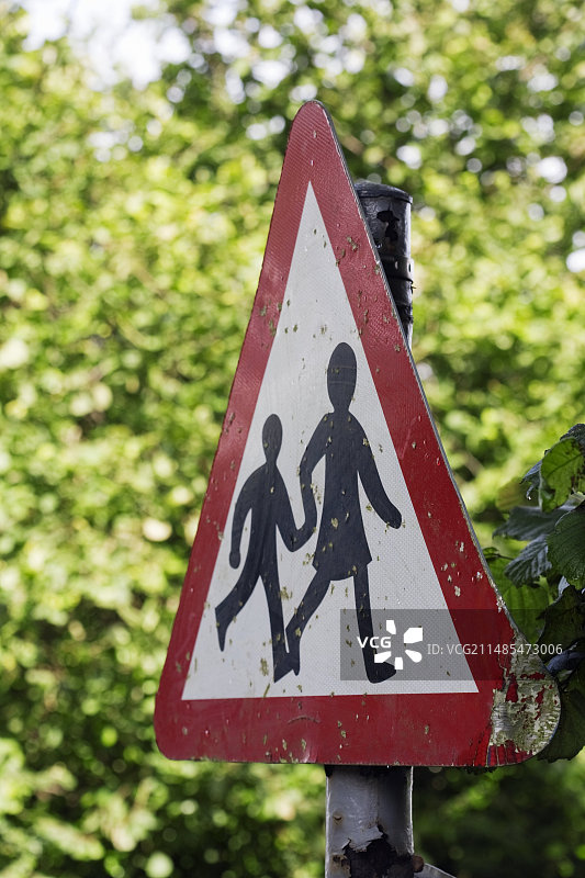 儿童过马路标志图片素材