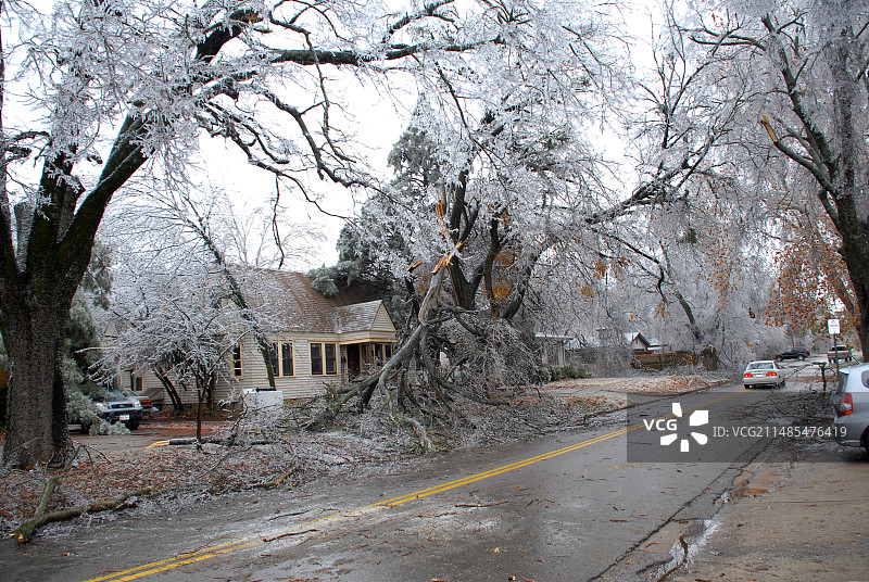冰暴破坏图片素材