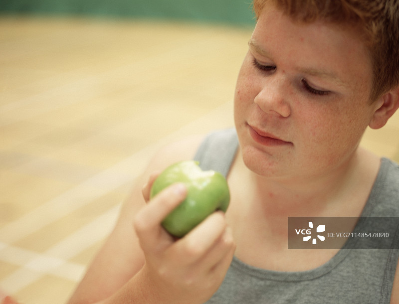 吃苹果图片素材