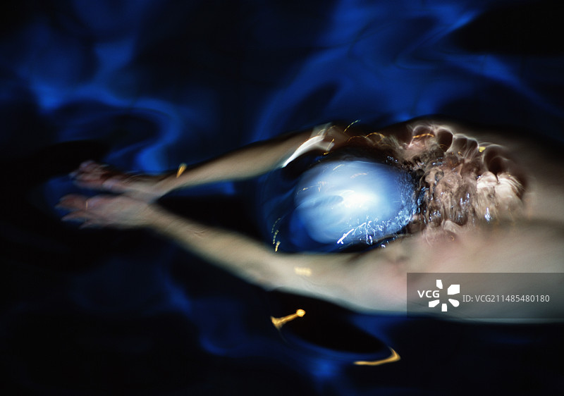 游泳运动员图片素材