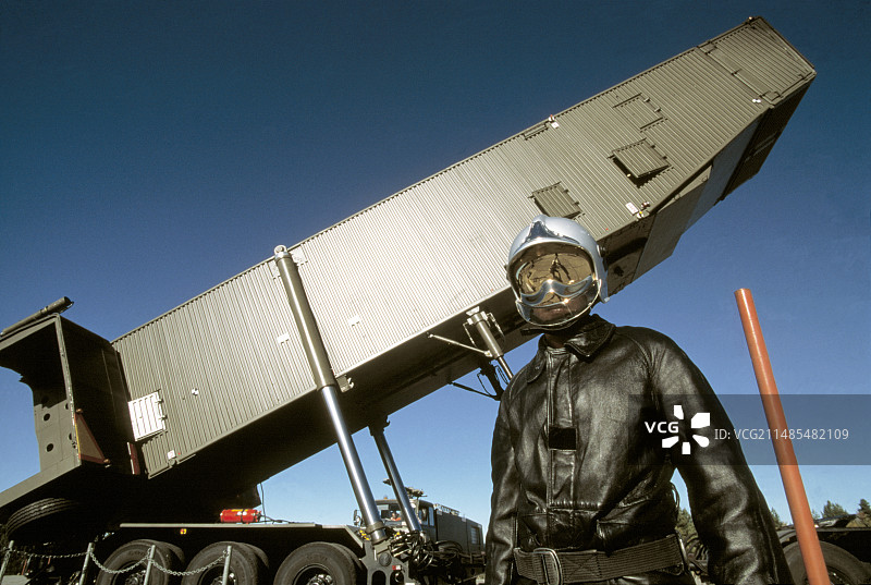 核导弹运输车图片素材