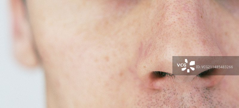 男人的鼻子图片素材