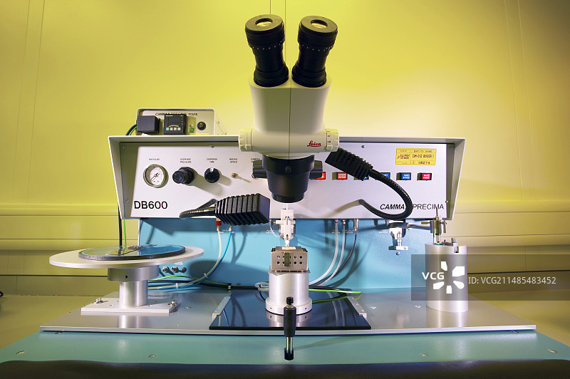 MEMS制造，支撑键合图片素材