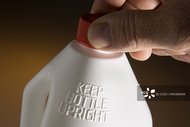 压花漂白剂瓶图片素材