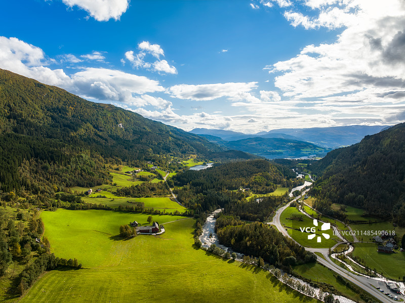 北欧挪威——霍达兰县，特维恩德露营地（Tvindefossen）航拍图片素材