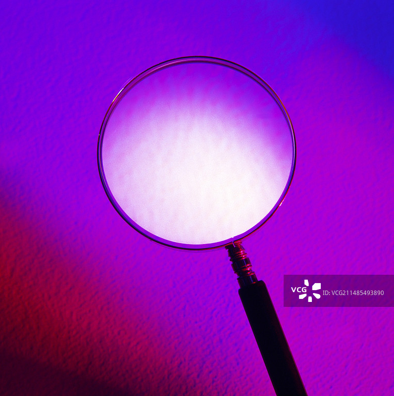 放大镜图片素材