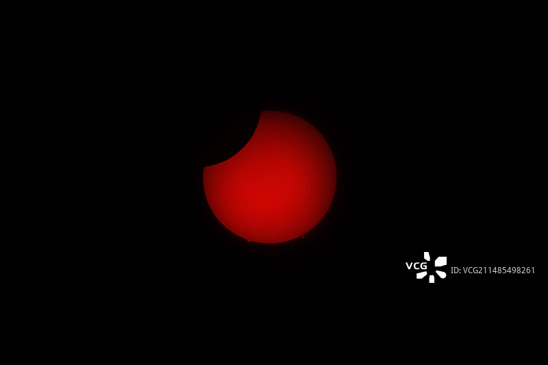 日环食，10分钟后图片素材