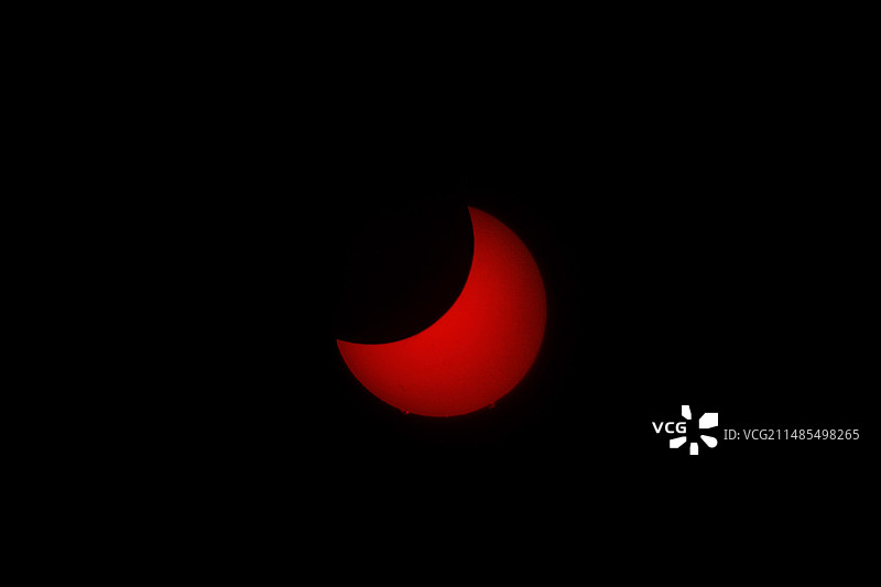 日环食40分钟后图片素材