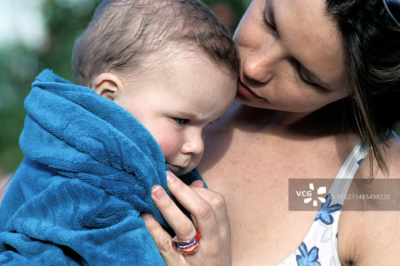 母亲和孩子图片素材
