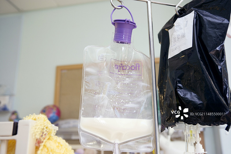 分层牛奶混合物滴滤袋图片素材