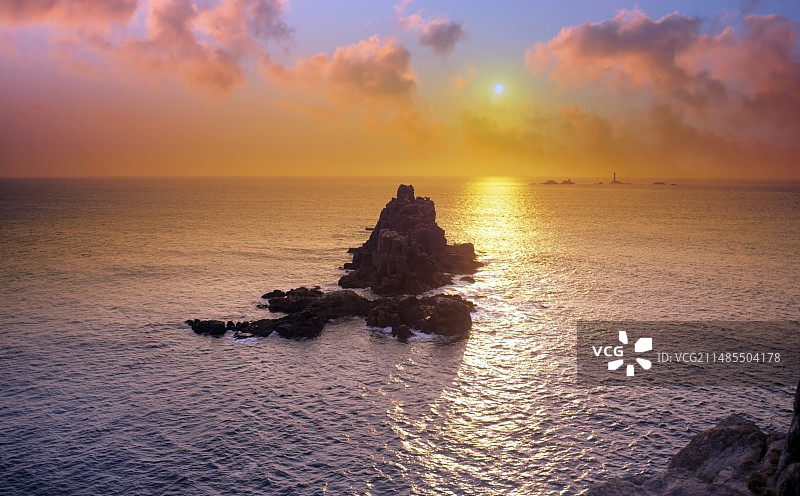 英国康沃尔郡兰兹角的日落图片素材