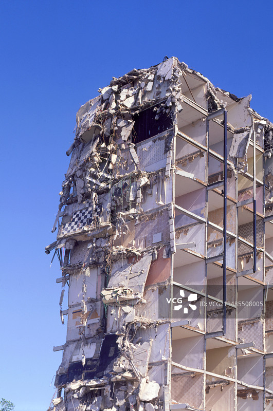 拆除中的住宅楼图片素材
